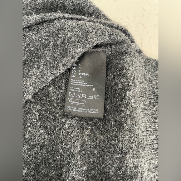 Oversized Charcoal Grey H&M High-Low Wool Blend Sweater - Picture 7 of 8